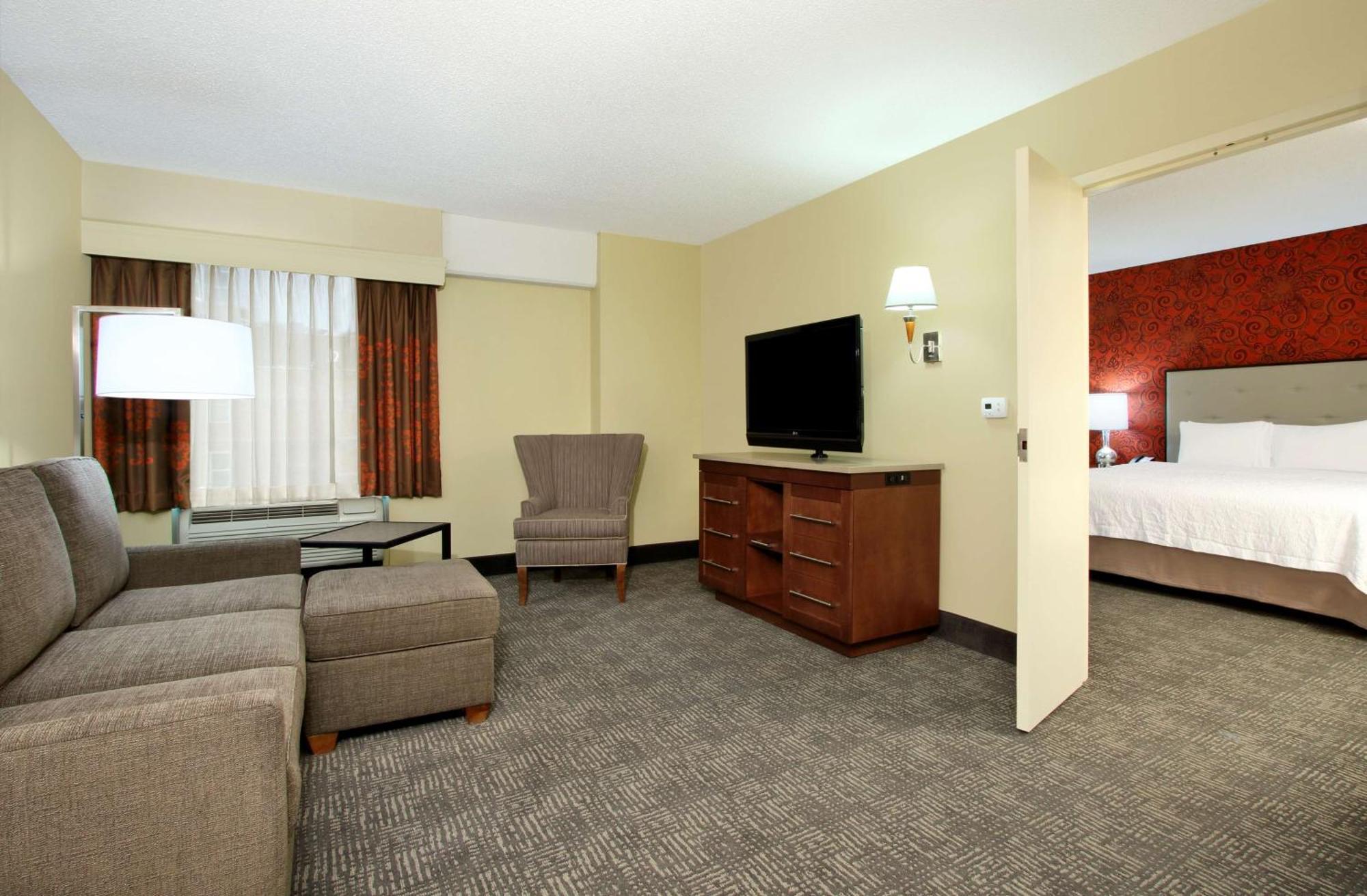 Hampton Inn & Suites Columbus-Downtown, Ohio Exterior foto